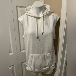 Lots of 2 Under Armour Sleeveless Hoodies, Size L